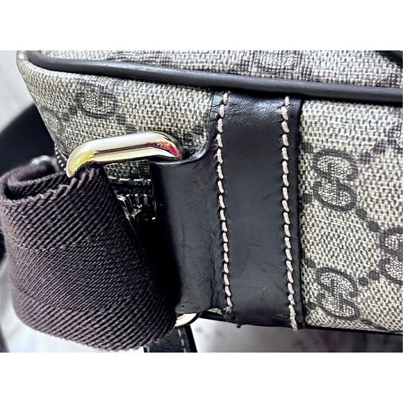 GUCCI GG Supreme Coated Canvas Shoulder Crossbody Unisex Messenger Bag - Picture 5 of 16